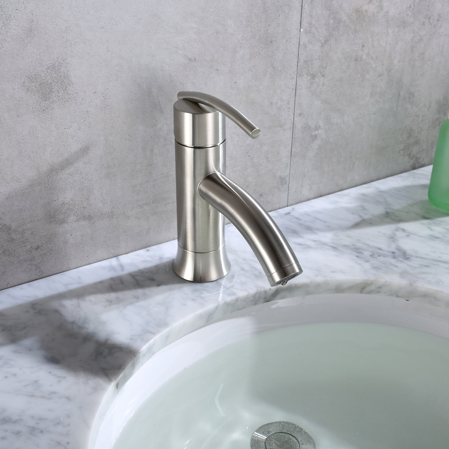 BSH06-SB Single Hole Single-Handle Bathroom Faucet with drain in Brushed Nickel