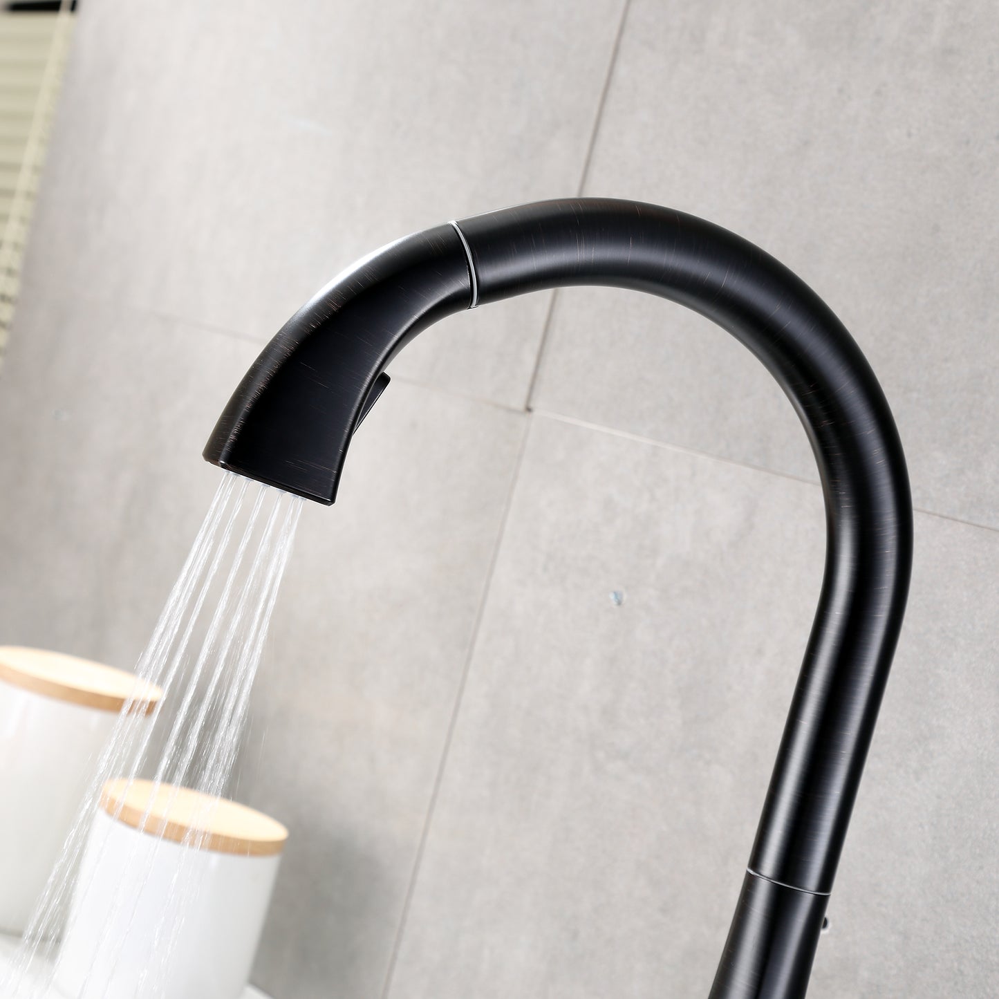 KTS20-TO Single-Handle Pull-Down Sprayer Kitchen Faucet with 2-Function Spray Head 359 in Oil Rubbed Bronze