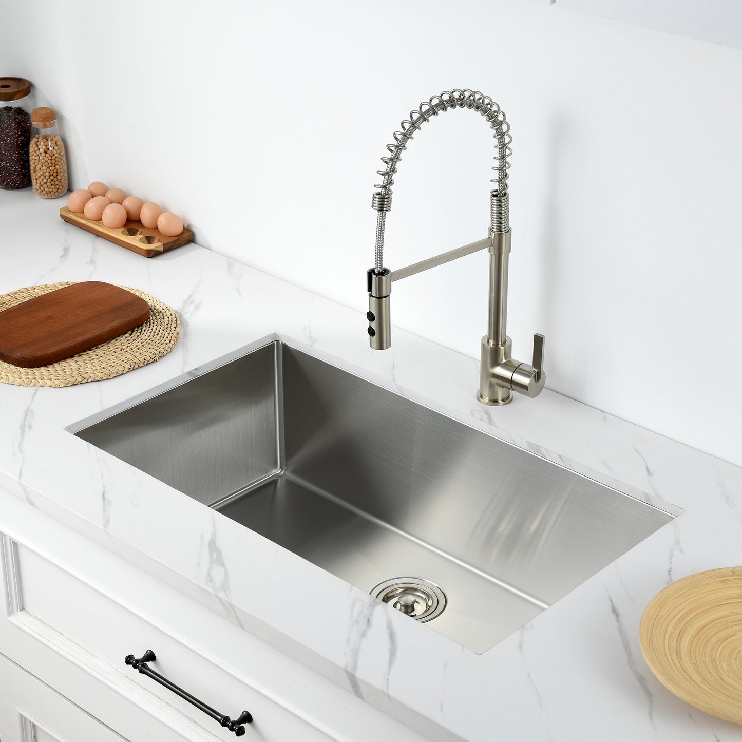 BHS33-18R 33 in. Undermount Single Bowl 18-Gauge Stainless Steel Kitchen Sink with R10 Corner