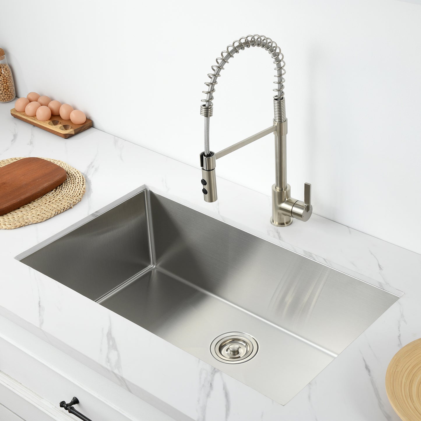 BHS33-18R 33 in. Undermount Single Bowl 18-Gauge Stainless Steel Kitchen Sink with R10 Corner