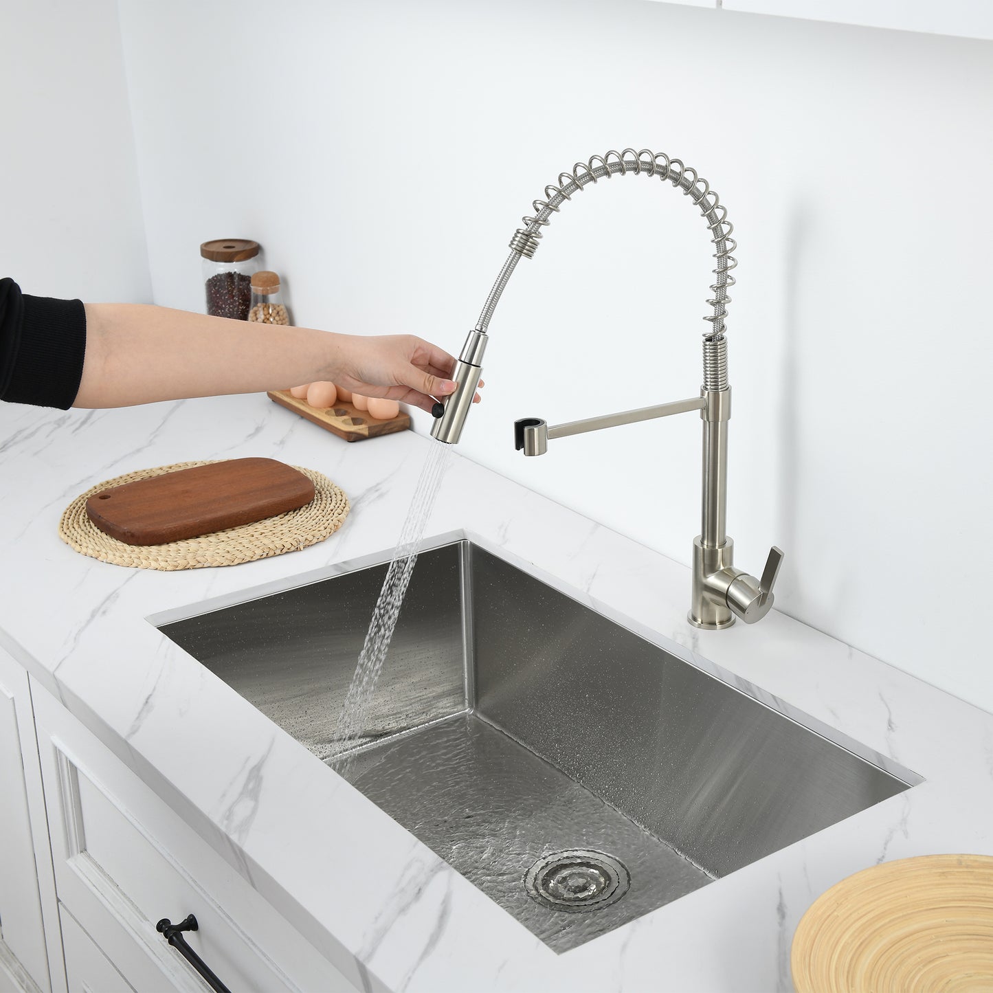 BHS33-18R 33 in. Undermount Single Bowl 18-Gauge Stainless Steel Kitchen Sink with R10 Corner