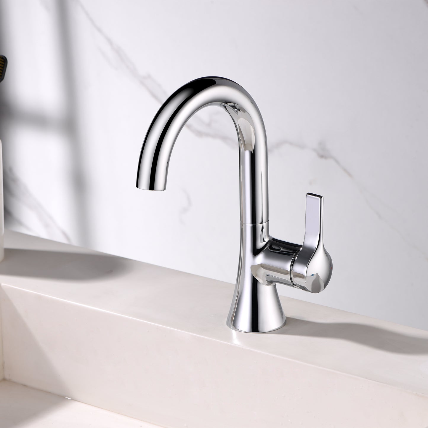 Reesley BSH11-SC Single Hole Single-Handle Bathroom Faucet with drain in Chrome