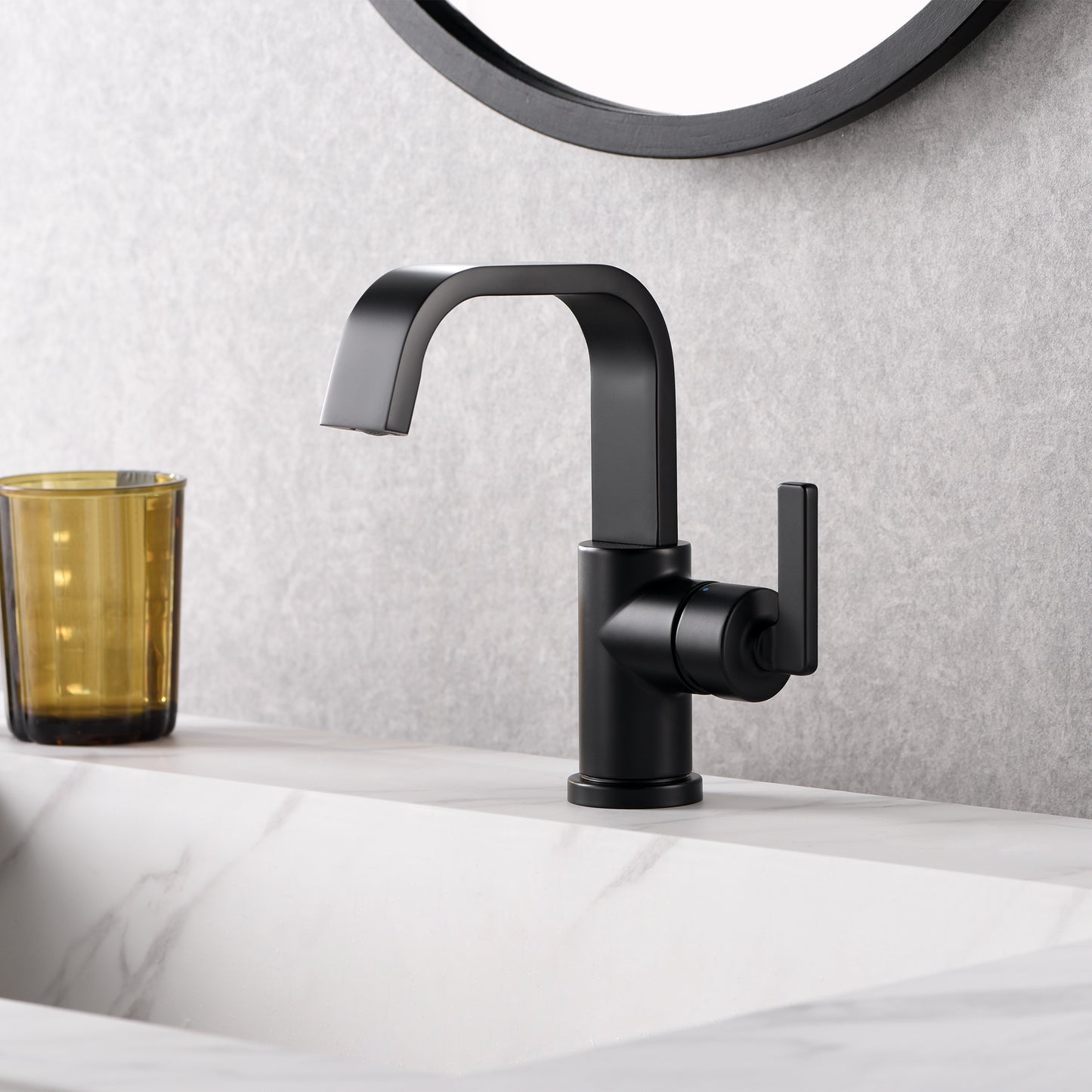 Raiden BSH14-SM Single Hole Single-Handle Bathroom Faucet with drain in Matte Black