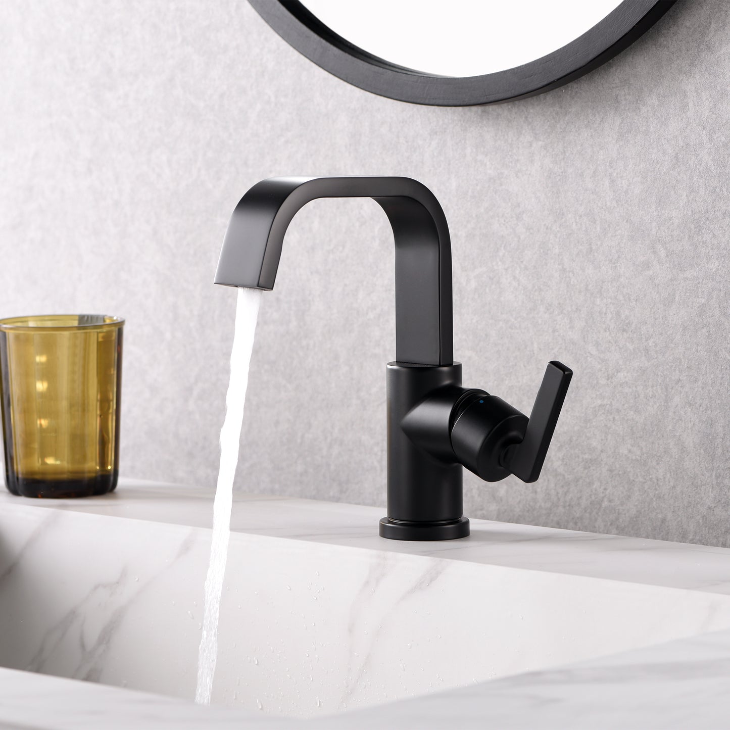 Raiden BSH14-SM Single Hole Single-Handle Bathroom Faucet with drain in Matte Black