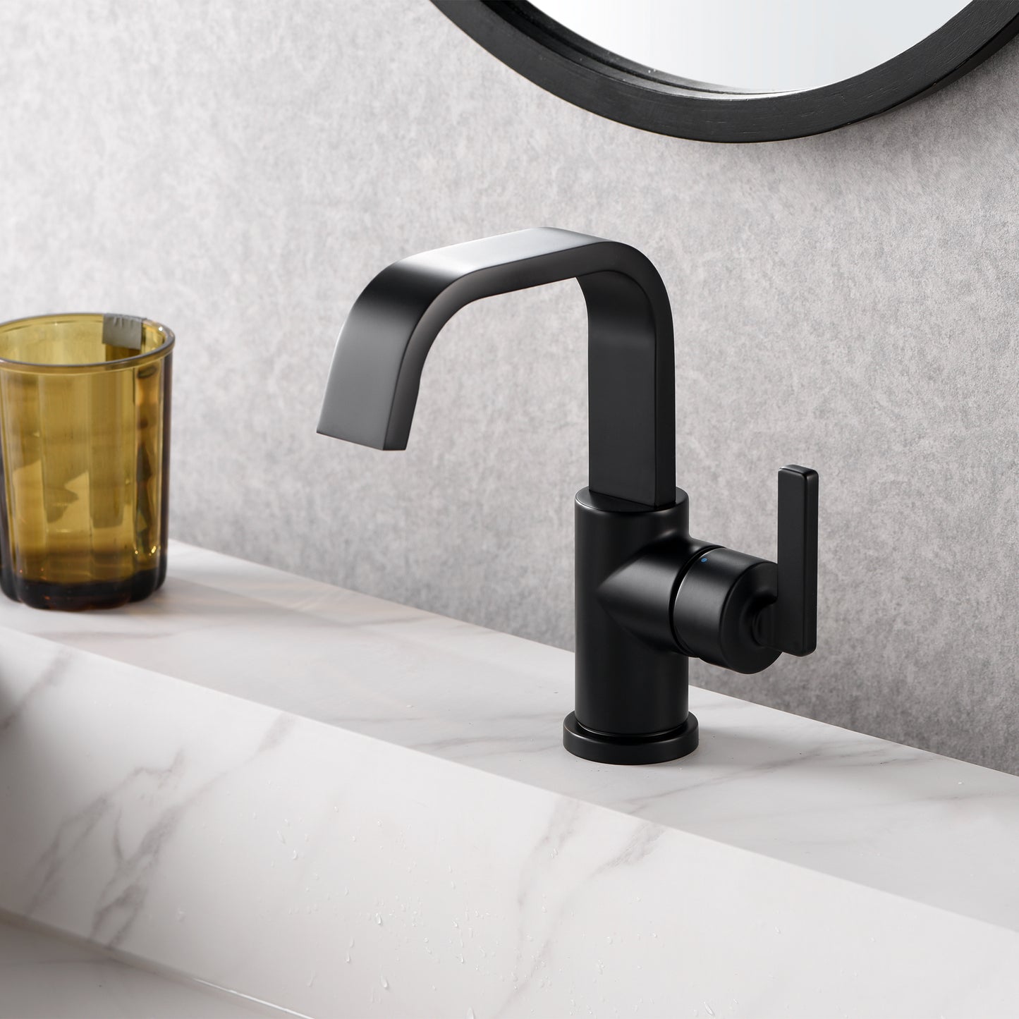 Raiden BSH14-SM Single Hole Single-Handle Bathroom Faucet with drain in Matte Black