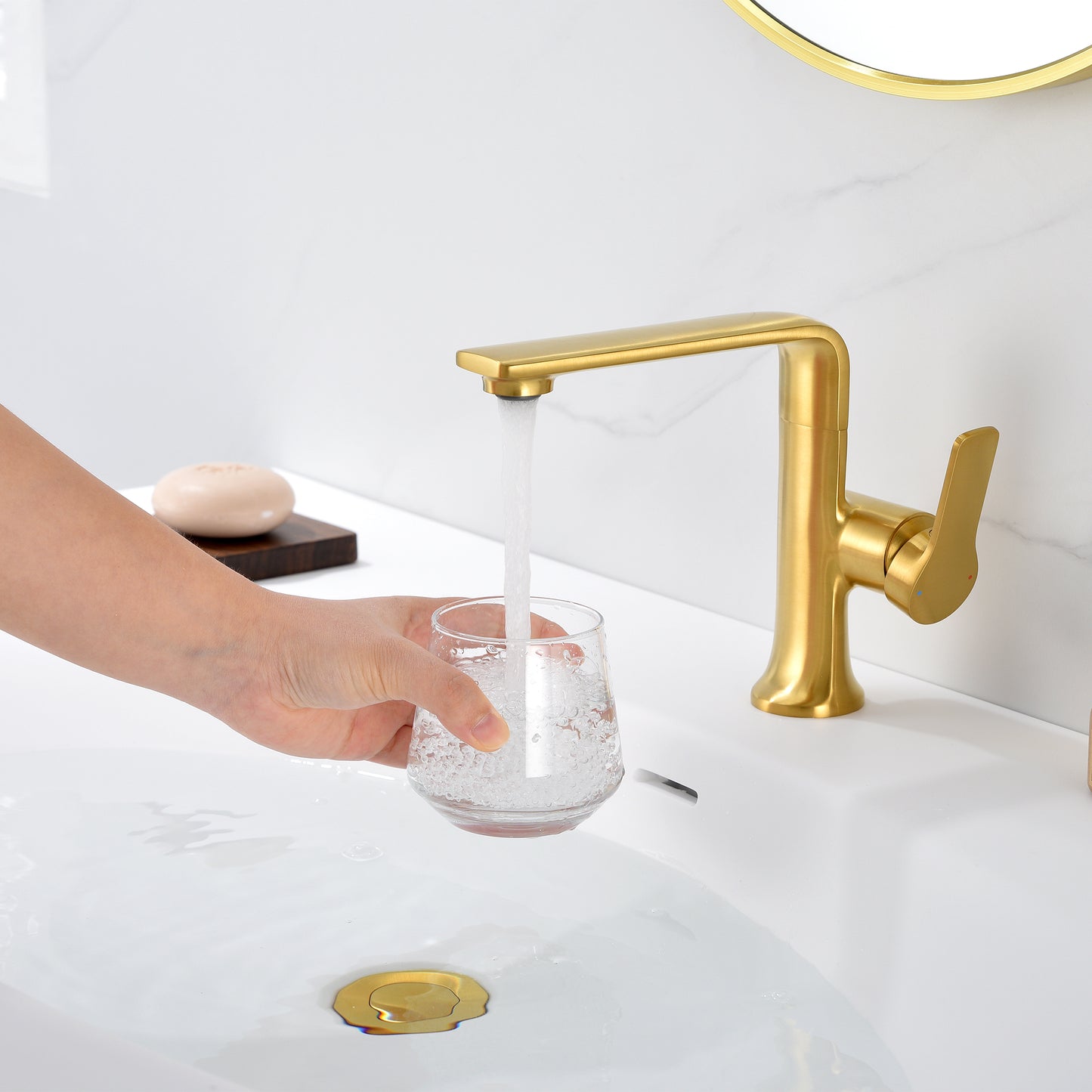 Varen BSH15-SG Single Hole Single-Handle Bathroom Faucet with drain in Brushed Gold