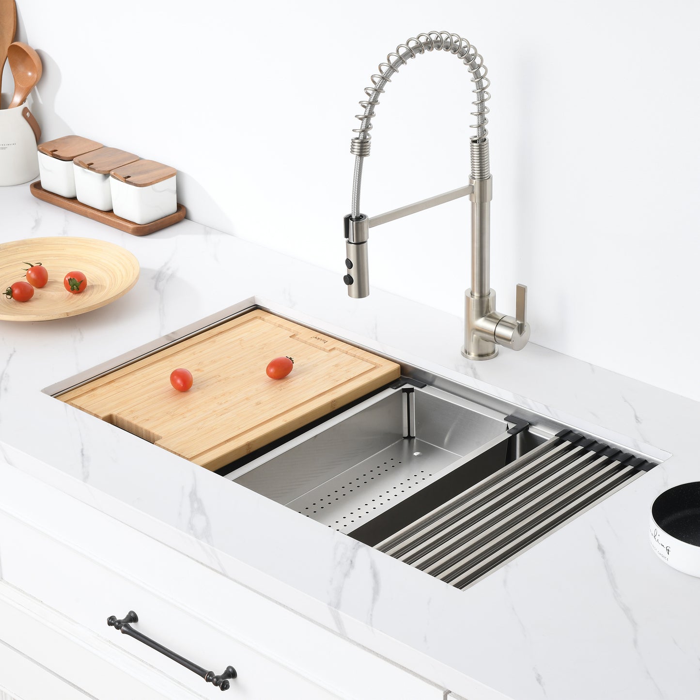 CHS30-16R 30 in. Undermount Single Bowl 16-Gauge Stainless Steel Workstation Kitchen Sink with Accessories
