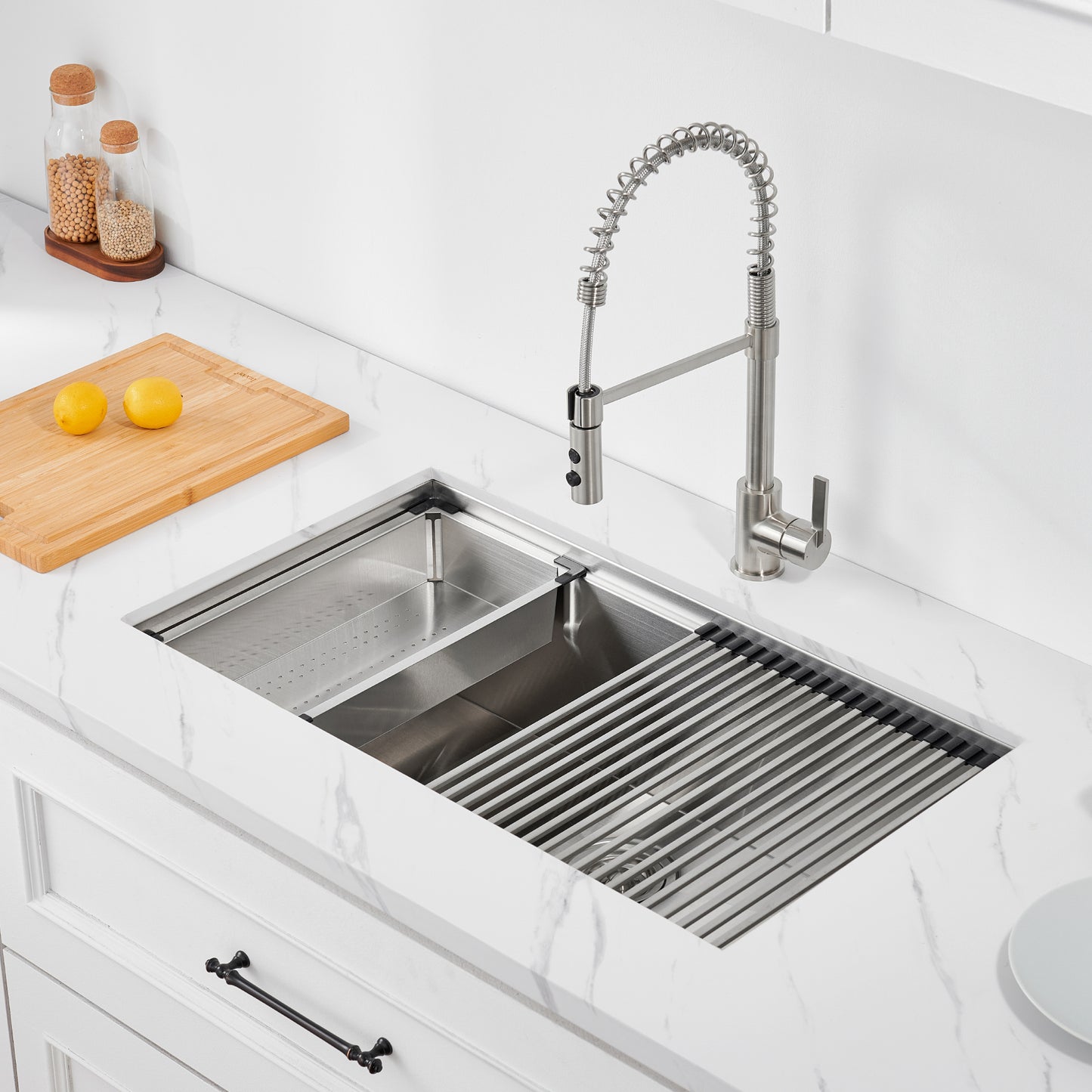 CHS33-18Z 33 in. Undermount Single Bowl 18-Gauge Stainless Steel Workstation Kitchen Sink with Accessories