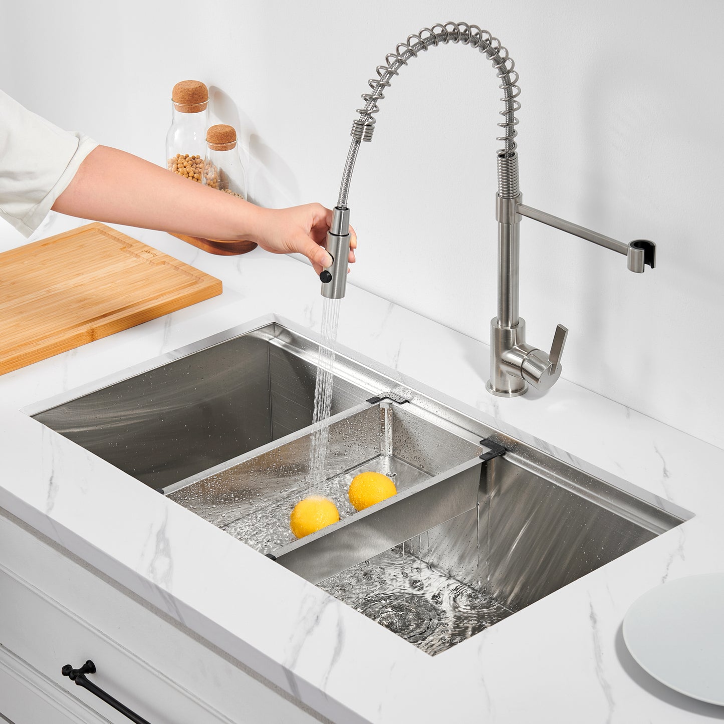 CHS33-18Z 33 in. Undermount Single Bowl 18-Gauge Stainless Steel Workstation Kitchen Sink with Accessories