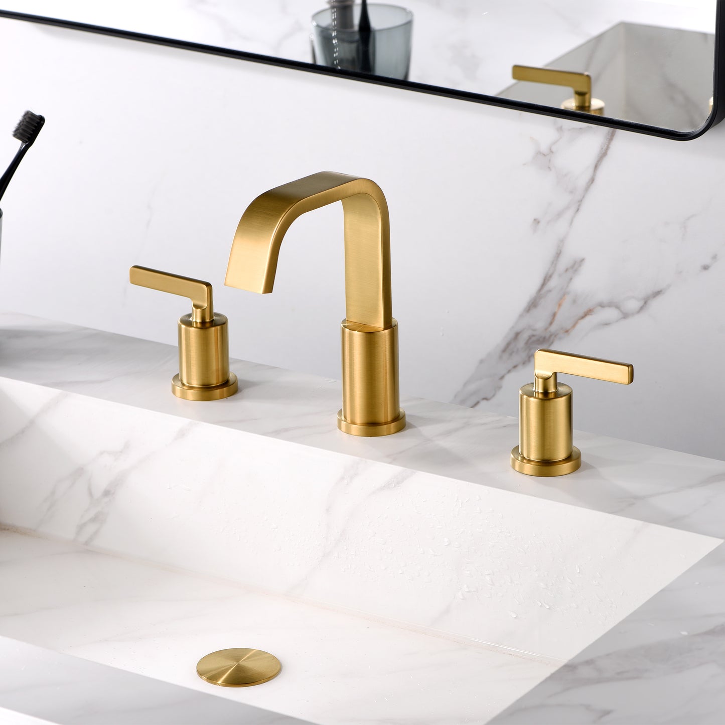 WSP04-TG Contemporary 8 in. Widespread 2-Handle Bathroom Faucet in Brushed Gold