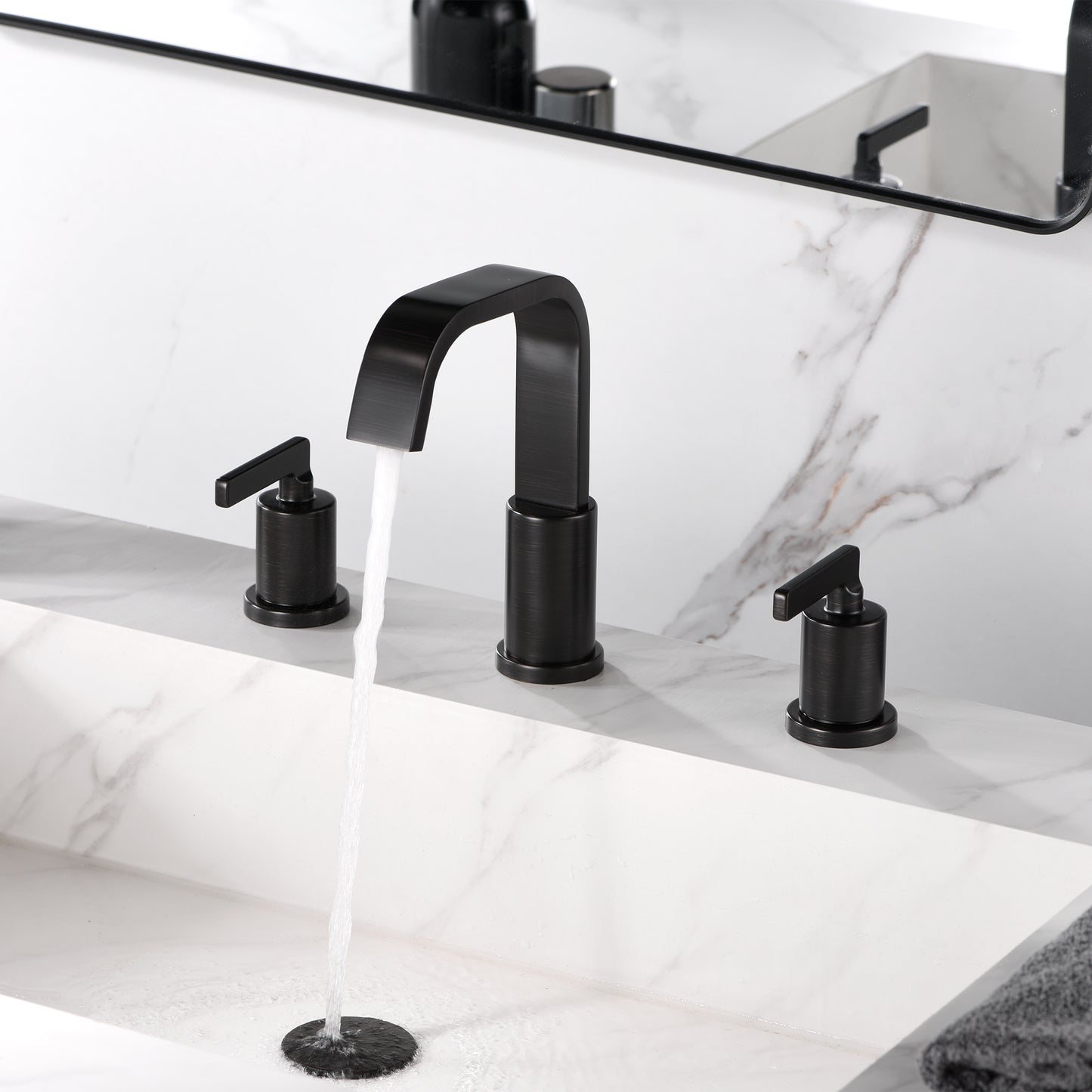 WSP04-TO Contemporary 8 in. Widespread 2-Handle Bathroom Faucet in Oil Rubbed Bronze