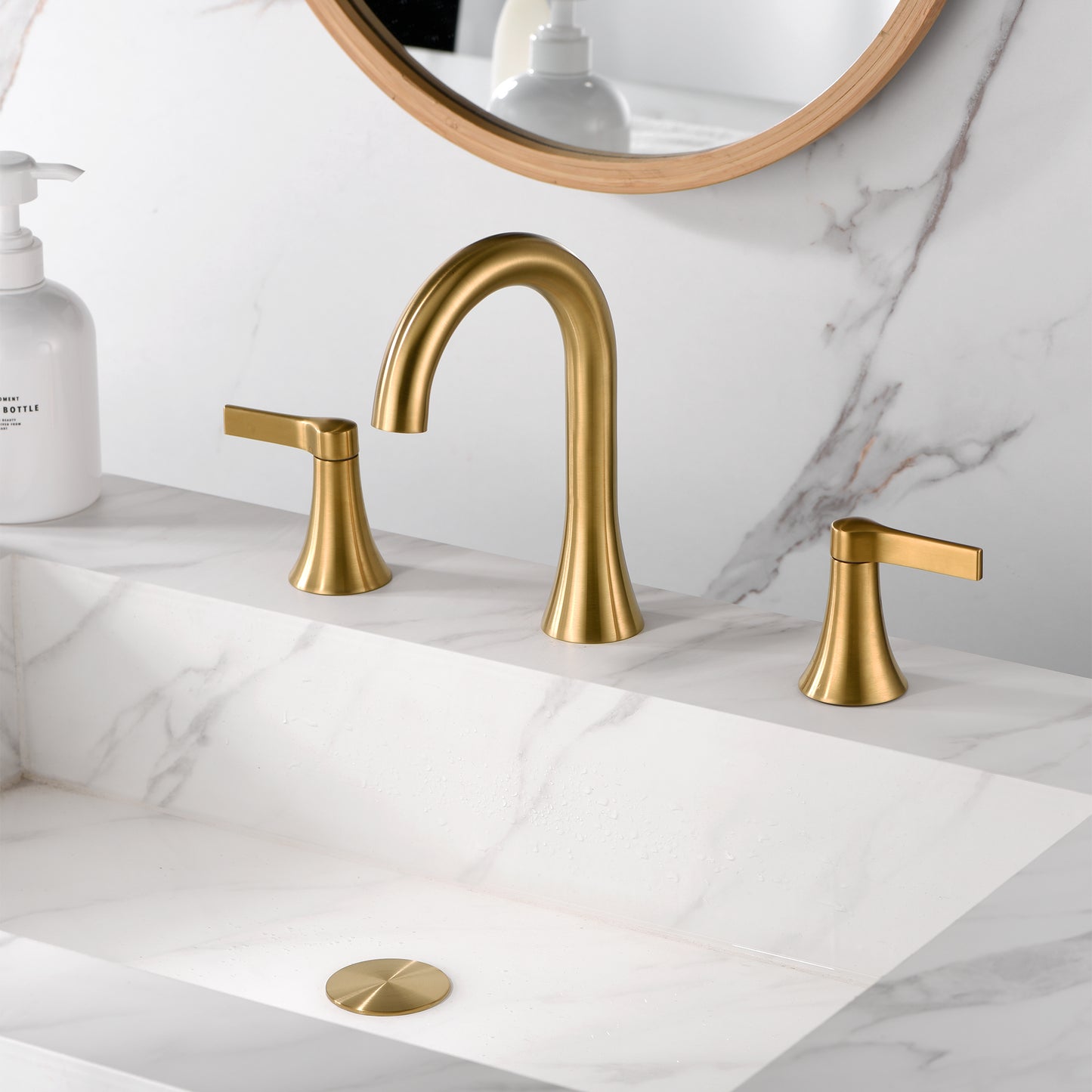 WSP11-TG Contemporary 8 in. Widespread 2-Handle Bathroom Faucet in Brushed Gold