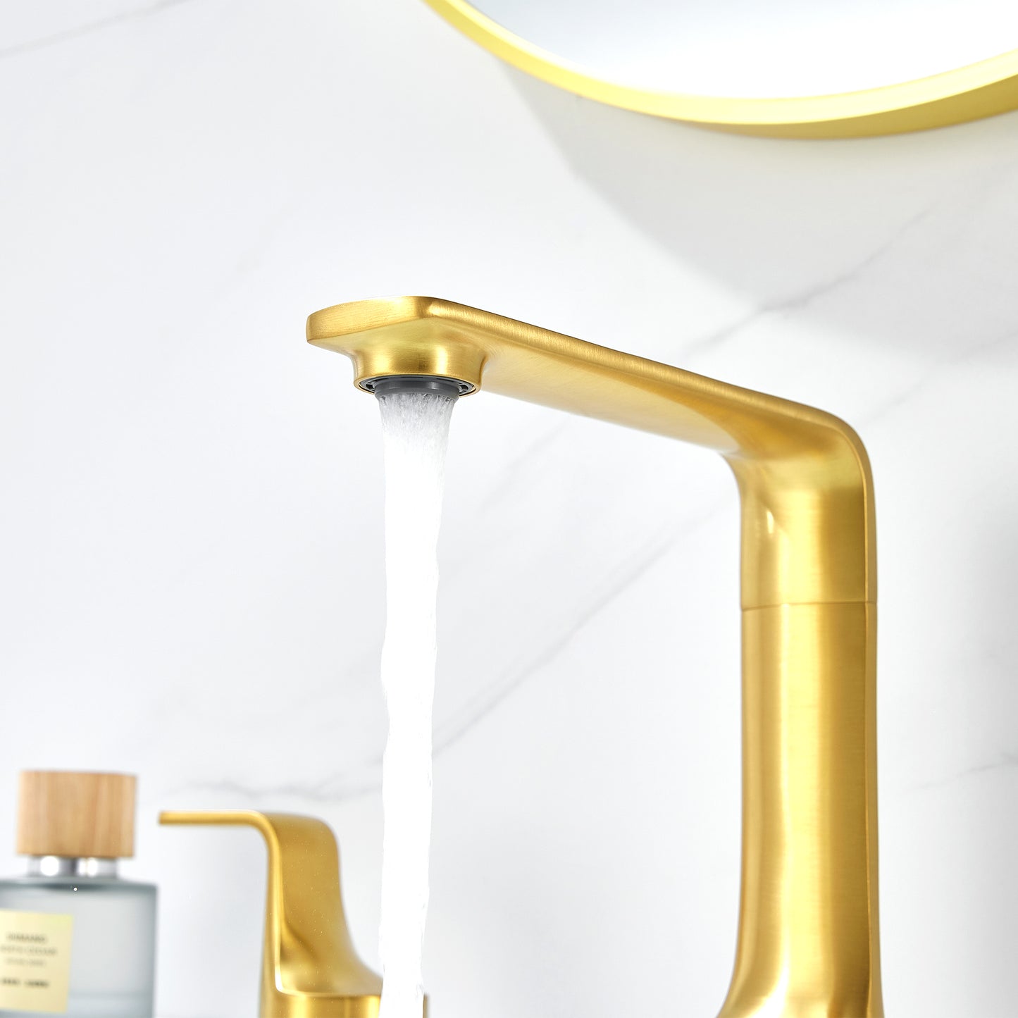 Varen WSP15-TG 8 in. Widespread 2-Handle Bathroom Faucet in Brushed Gold