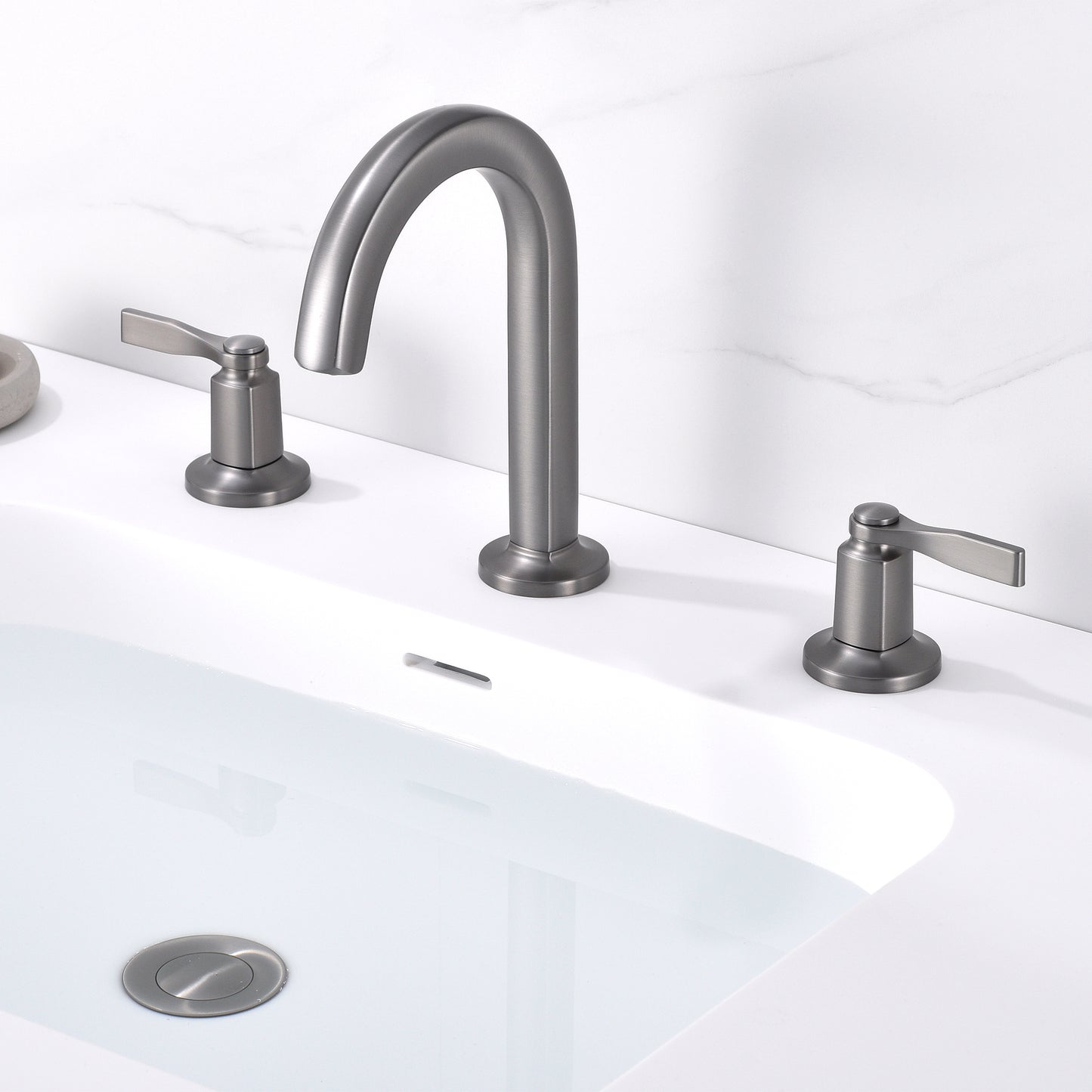 Larko WSP18-TU 8 in. Widespread 2-Handle Bathroom Faucet in Gun Metal