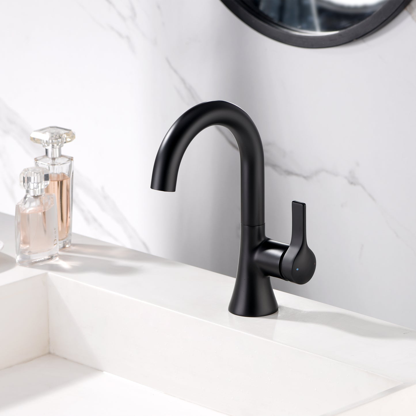 Reesley BSH11-SM Single Hole Single-Handle Bathroom Faucet with drain in Matte Black