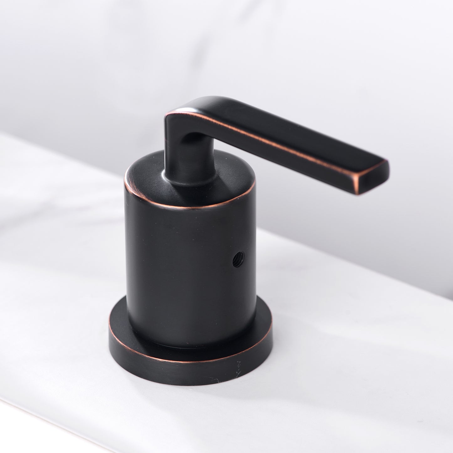 WSP03-TO Contemporary 8 in. Widespread 2-Handle Bathroom Faucet with Pop-Up Drain in Oil Rubbed Bronze