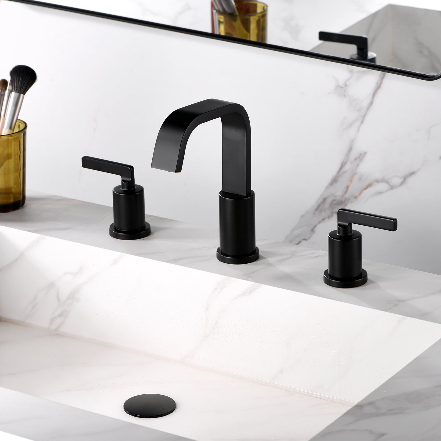 WSP04-TM Contemporary 8 in. Widespread 2-Handle Bathroom Faucet in Matte Black